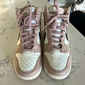 Nike women’s high dunks